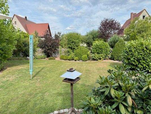 Rasenfläche vor der Terrasse