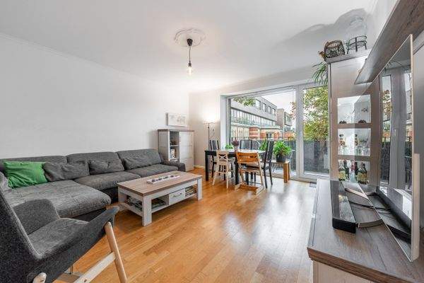 Winterhude Doerfert, Forbes Global Properties