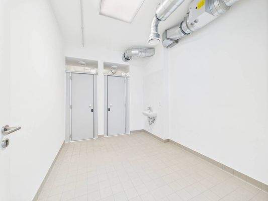 ehemaliger Kontrollbereich mit Sonderausstattung