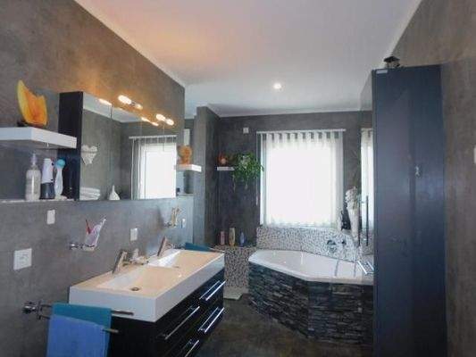 BB25 Badezimmer im OG