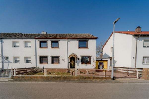 Außenansicht Eingang