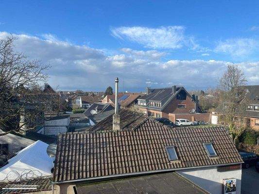 Weitblick in Himmel &amp; ins Grüne