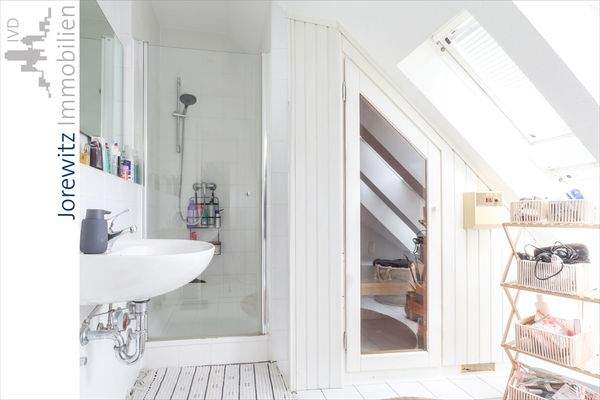 020 - Haus B - Maisonette - Bad mit Sauna