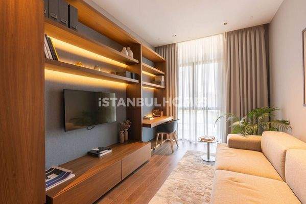 Luxe Real Estate with Sea View in Uskudar Istanbul