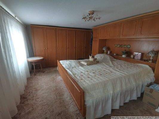 8 Schlafzimmer
