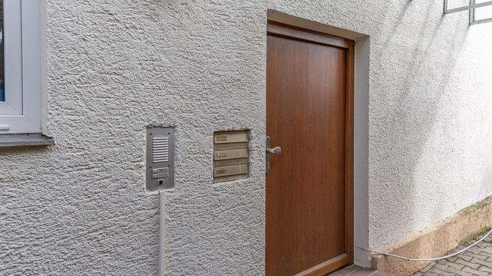 Hauseingang auf der Rückseite