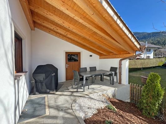 Loggia mit Grillplatz