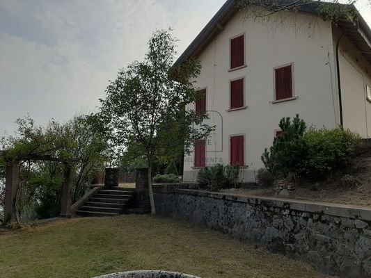 Historische Villa mit atemberaubenden Blick auf den Iseosee - Lombardei