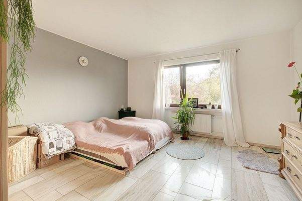 Schlafzimmer Untergeschoss