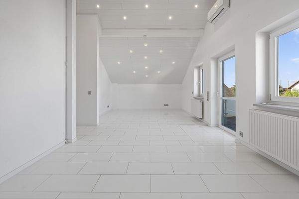 Wohn - & Essbereich OG