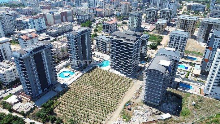 New Apartments Close to the Beach in the Center of Mahmutlar