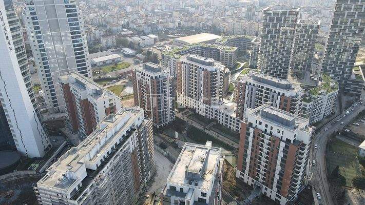 Apartments Near D-100 Highway and Metro in Istanbul Kartal
