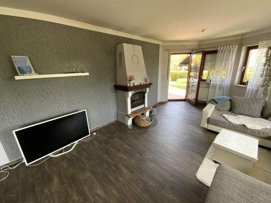 Wohnzimmer mit Kaminofen