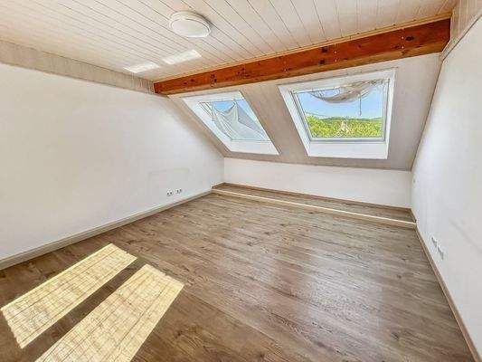 Zimmer 1 Dachgeschoss