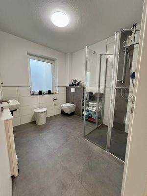 Badezimmer groß.jpg