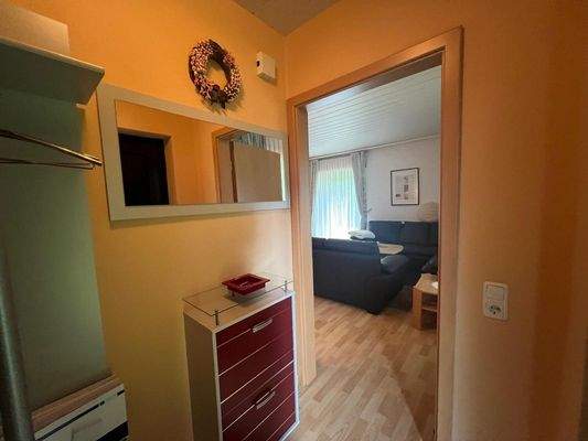 e175916a-a628-49ba-a000-84a85d501b2e