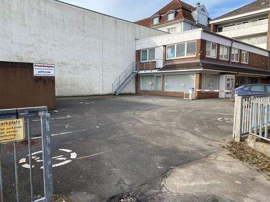 Hofplatz/Stellplätze Schwarzer Weg