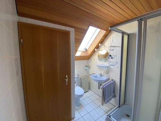  Dachgeschoss Bad