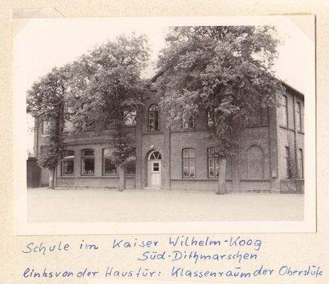 Alte Dorfschule (1880-1975)