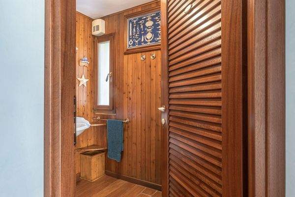 024-Yacht House-Desenzano-34.jpg