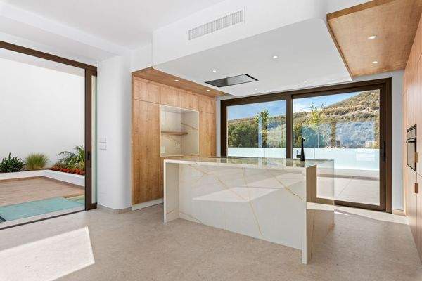 11. Venecia IV - KITCHEN