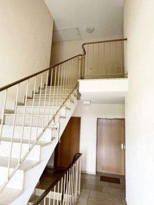 Treppenhaus zum DG