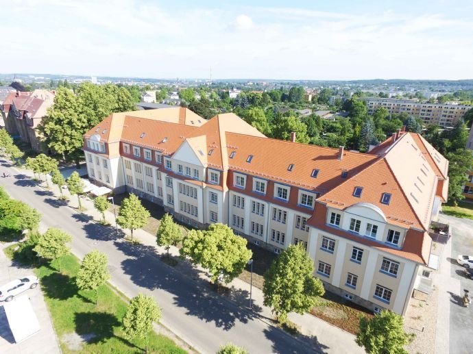 Die erste EIGENE, hier bin ich... Kleine, gemütliche Singlewohnung in der Maximiliabresidenz!!!!