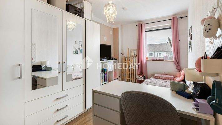 2. OG Kinderzimmer 2 1