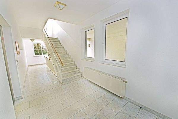 Hausflur / Treppenhaus