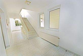 Hausflur / Treppenhaus