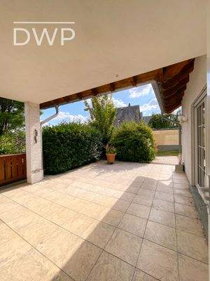 Sonnige Süd-Terrasse