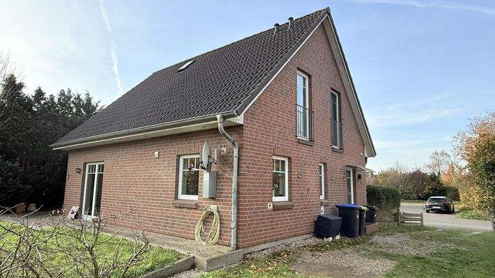 Seiten- bzw. Rückansicht