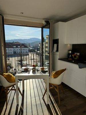 2.02 Wohnzimmer gelb 6.jpg