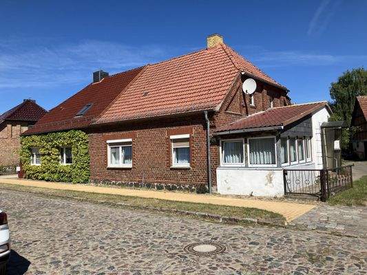 Haus mit Veranda 1+1a