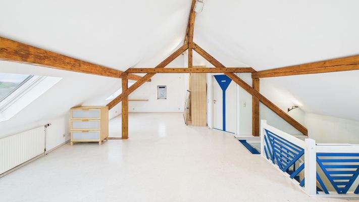 CAM03143G0-PR0191-STILL003