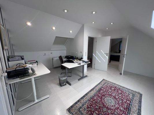 Arbeitszimmer.jpeg