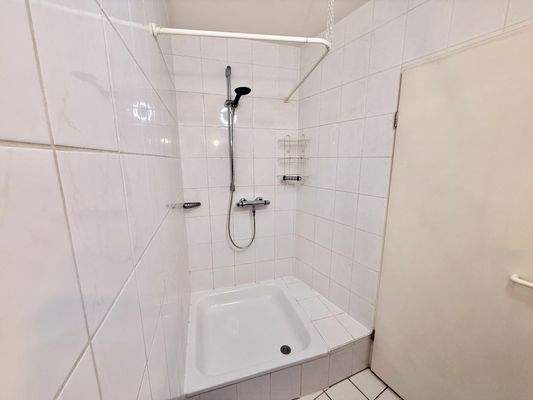 Dusche.jpeg