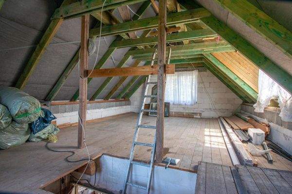 Dachgeschoss der Garage