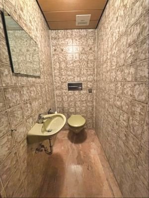 Separates WC Wohnung UG