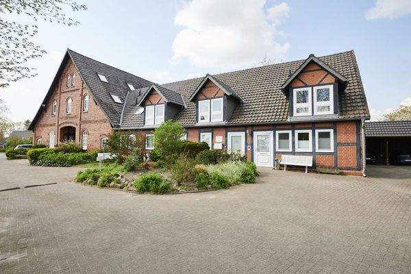 Bauernhaus Ansicht seitlich von vorne