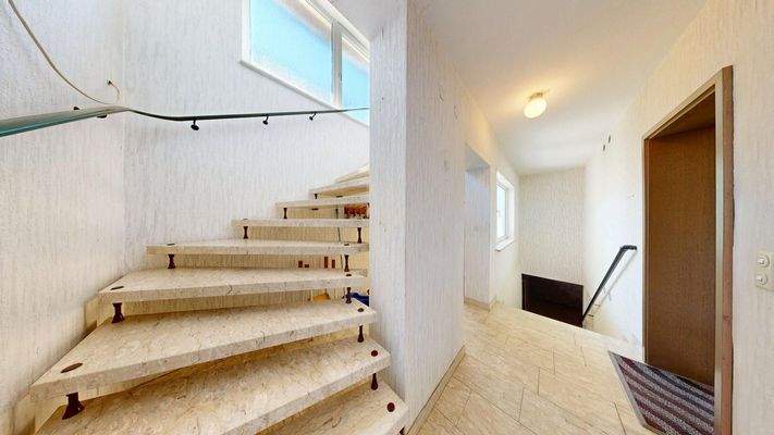 Anbau_Treppenaufgang_Kellerabgang