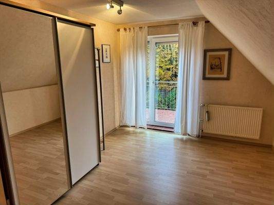 Zimmer 2 DG mit Balkonzugang