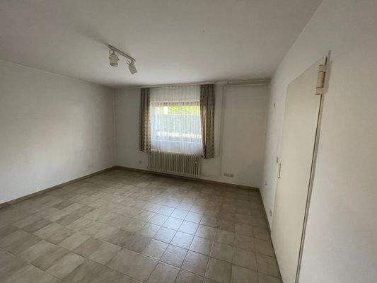 Haus-Linden-Leihgestern-Keller (3).JPG