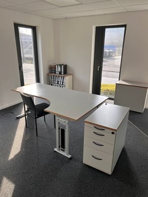Büro.jpg