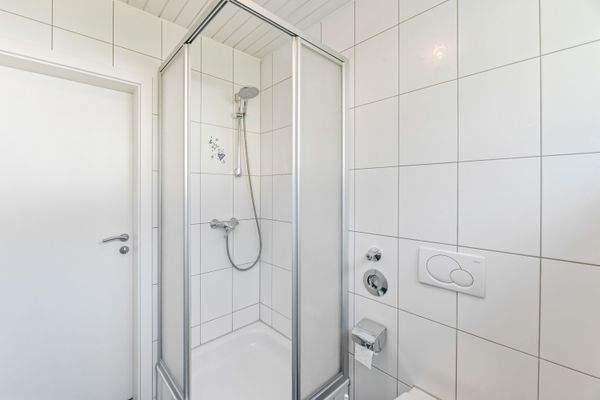 2. Badezimmer EG 