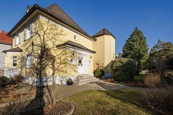 Außenansicht Hauseingang