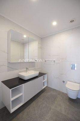 Flats in a Complex with Communal Pool in Alanya