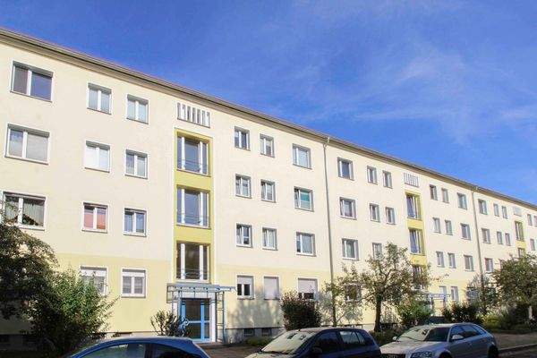 Hausansicht straßenseitig 03