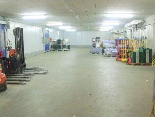 4. Teilansicht Halle A1 Verlad