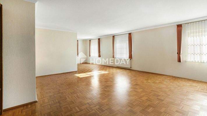 1. OG Wohnzimmer 1-1